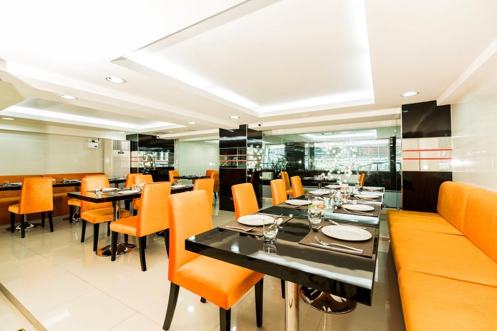 בנגקוק Le Touche Hotel מראה חיצוני תמונה