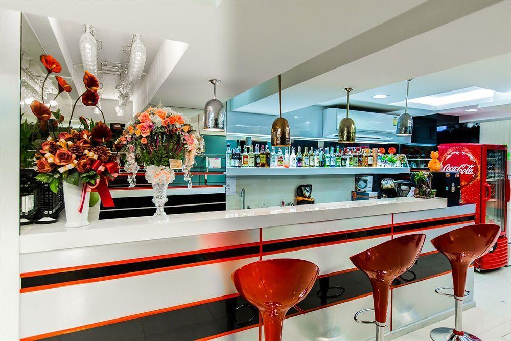 בנגקוק Le Touche Hotel מראה חיצוני תמונה