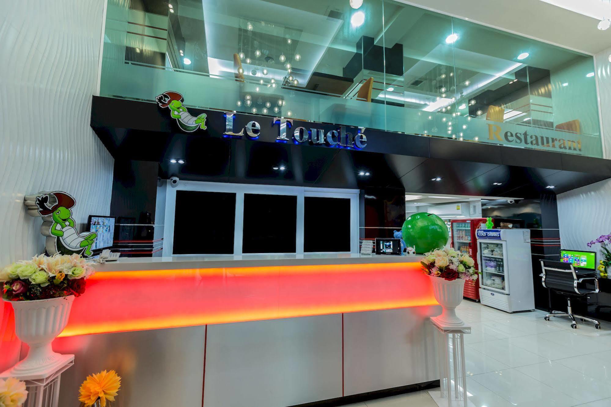 בנגקוק Le Touche Hotel מראה חיצוני תמונה