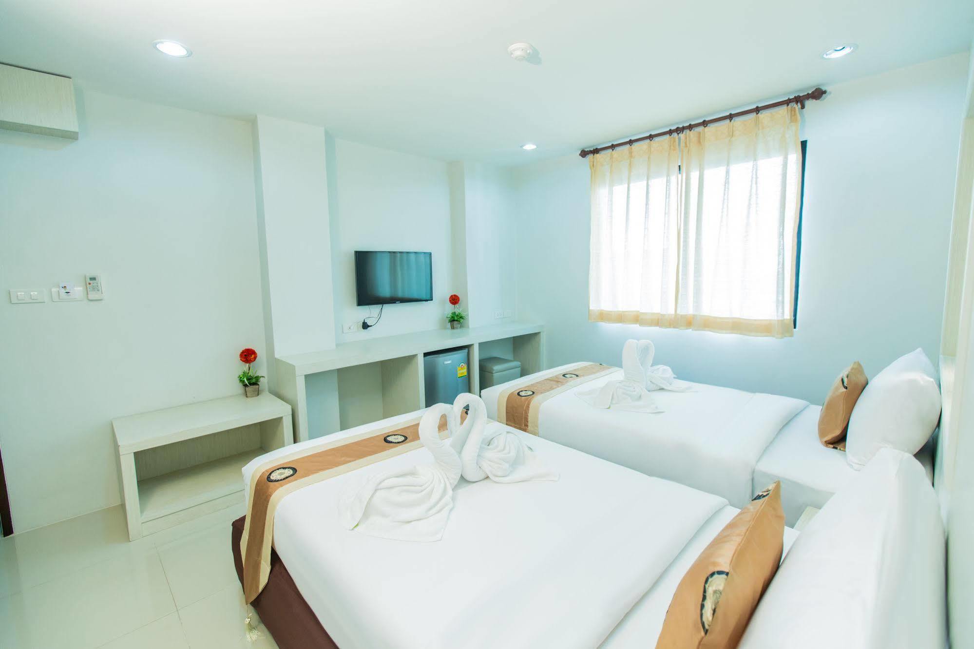 בנגקוק Le Touche Hotel מראה חיצוני תמונה