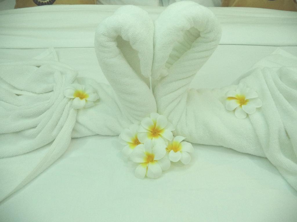 בנגקוק Le Touche Hotel מראה חיצוני תמונה